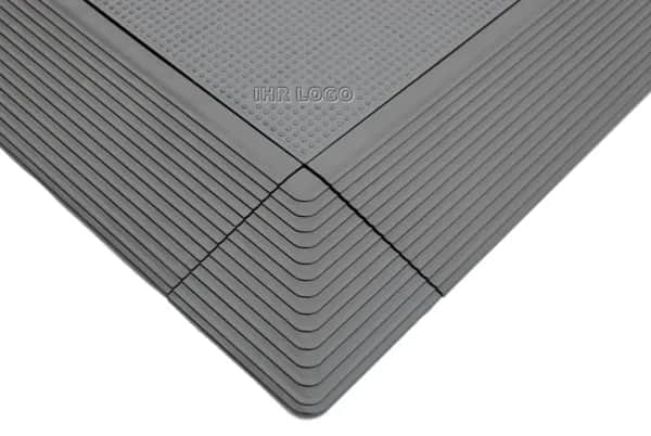 Maßgeschneiderte Bodenplatten für Events aus Deutschland