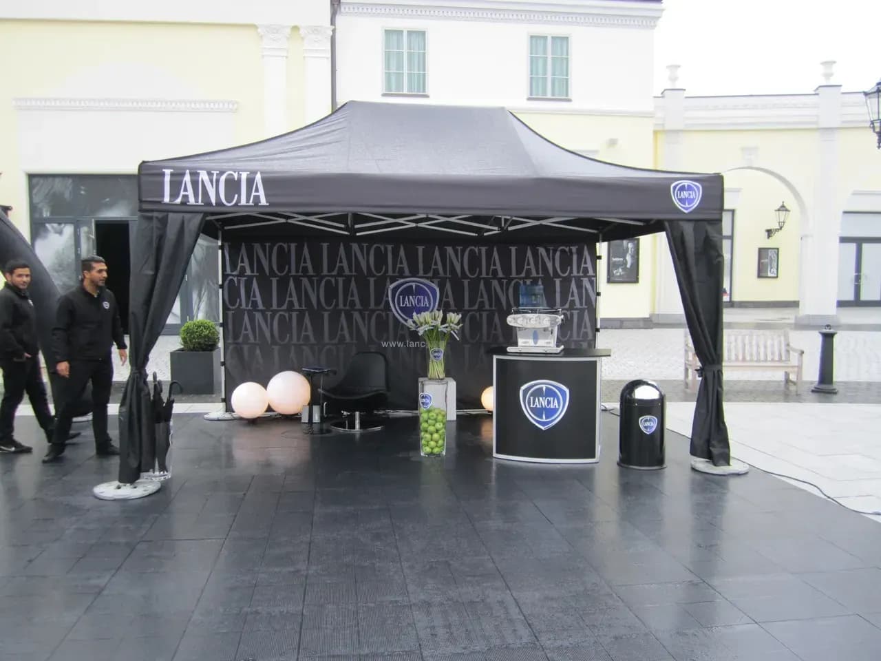 Hochwertige Bodenplatten für Messen kaufen