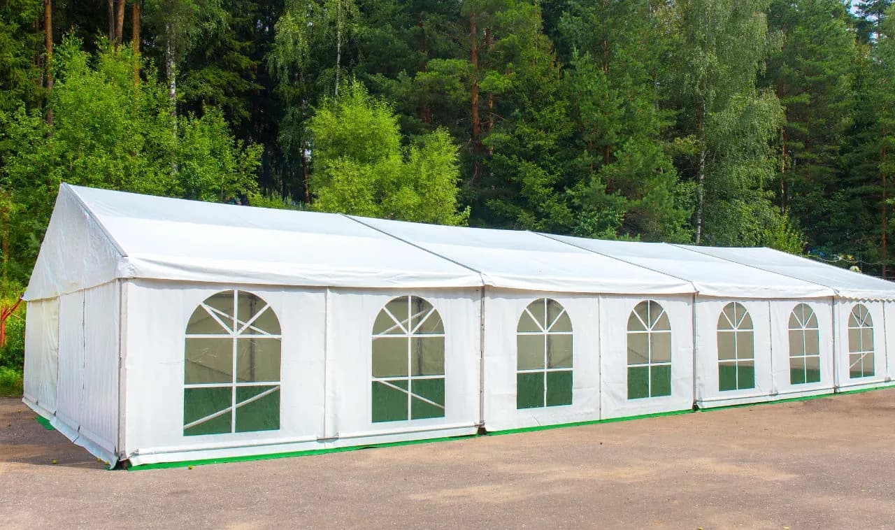 Hochwertige Partyzelt-Bodenplatten kaufen in Deutschland