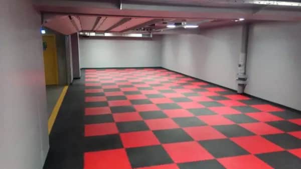 Maßgeschneiderter Garagenboden online kaufen